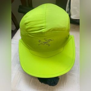 arcteryx hat